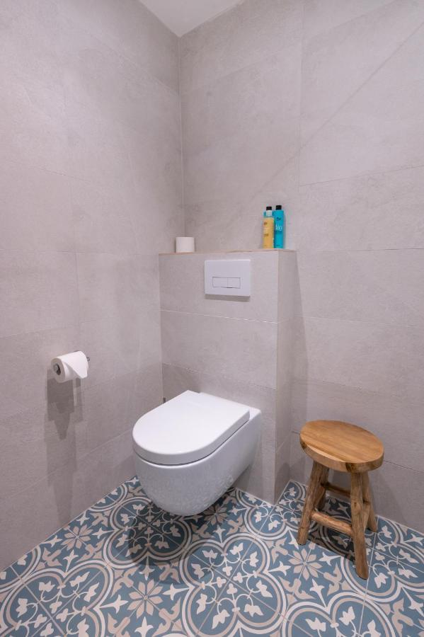 Holiday home Zen-bungalow No 2 Met Sauna En Hottub *