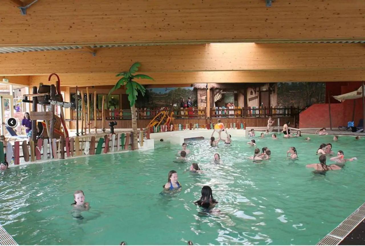 Holiday home Zen-bungalow No 2 Met Sauna En Hottub